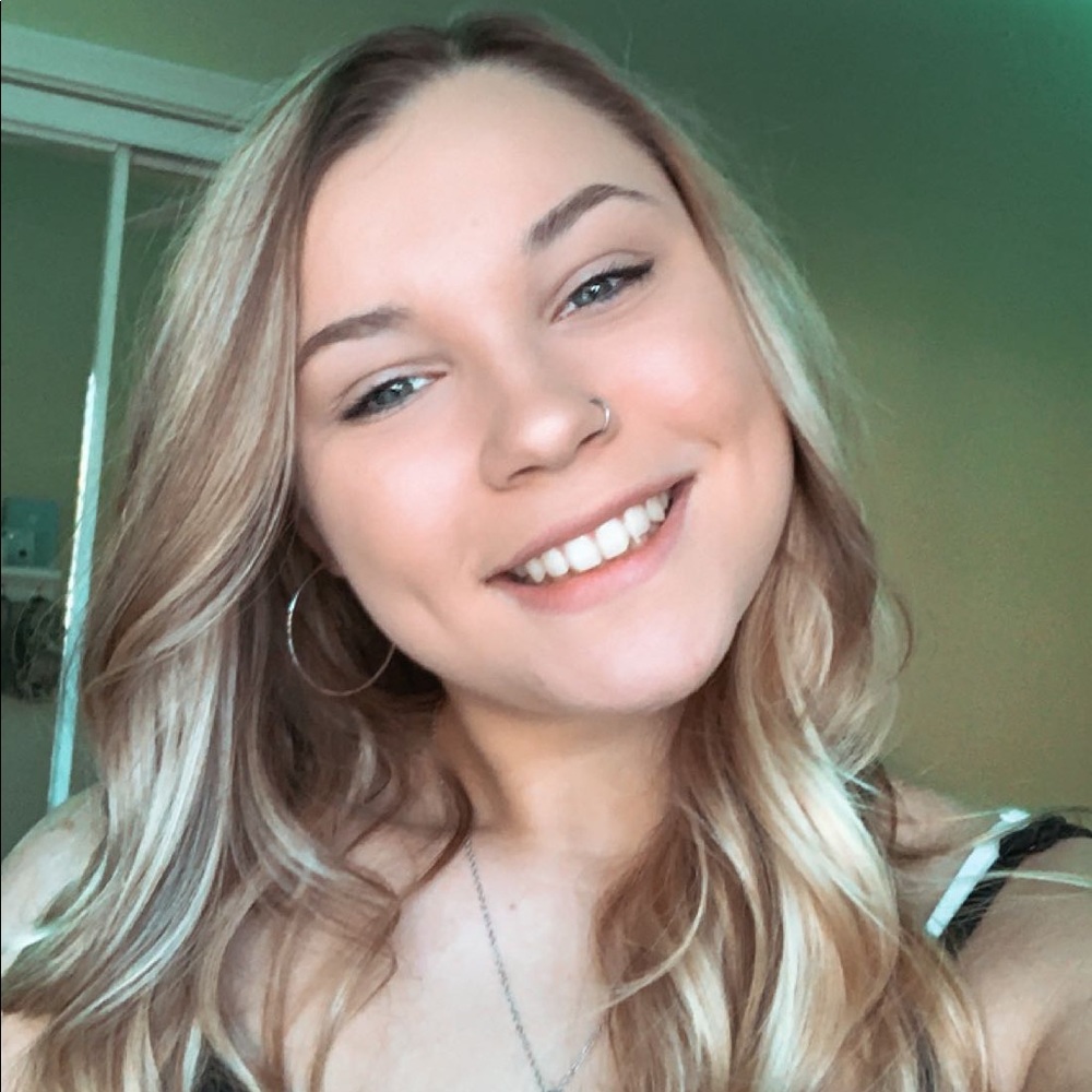 Meet your Posher, Jade